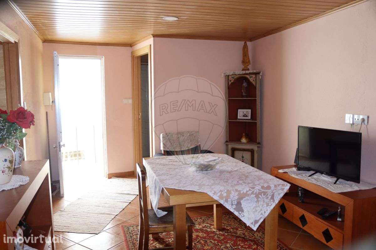 Moradia T2 para venda - Grande imagem: 5/9