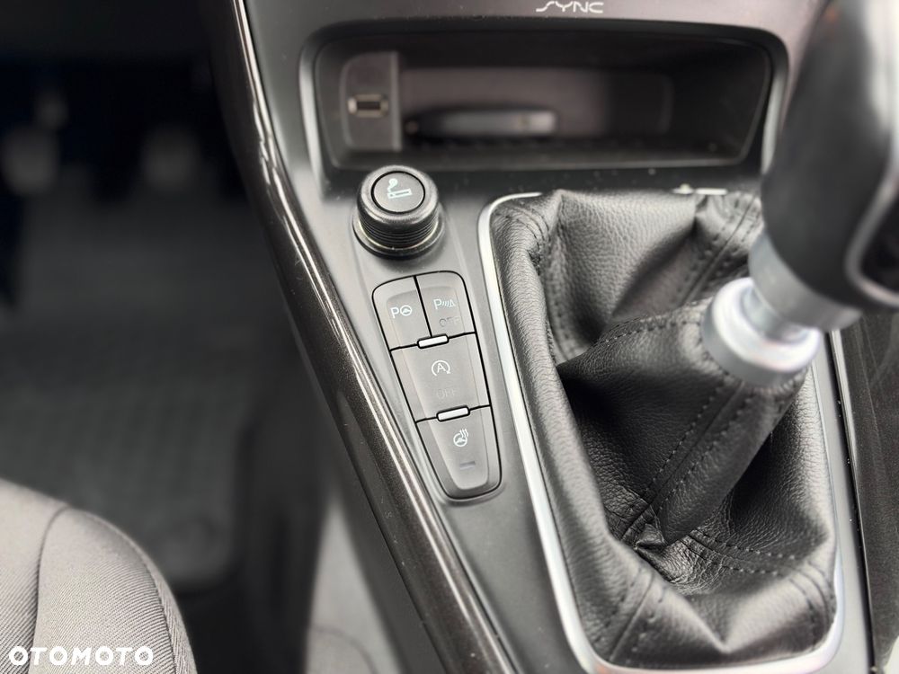 Ford Focus 1.5 EcoBoost Titanium ASS - 21