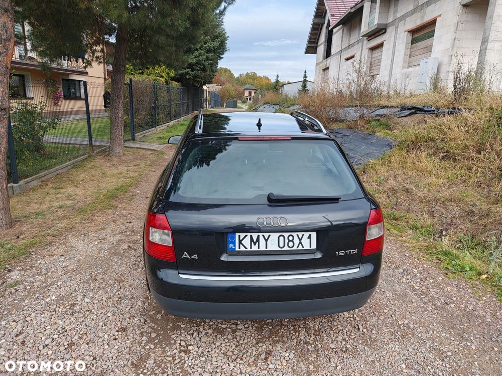Audi A4 Avant 2003 photo 4