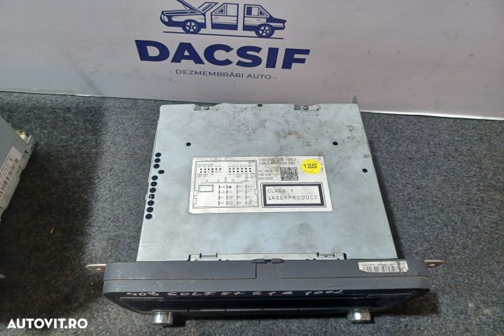 Radio cd 5M0035186J Volkswagen VW Golf 5 [2003 - 2009] Plus minivan 1 - 2