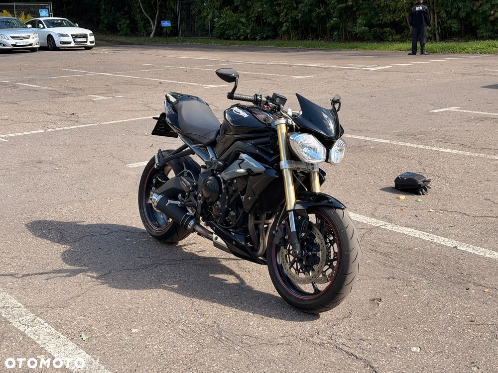 Triumph Street Triple - 9