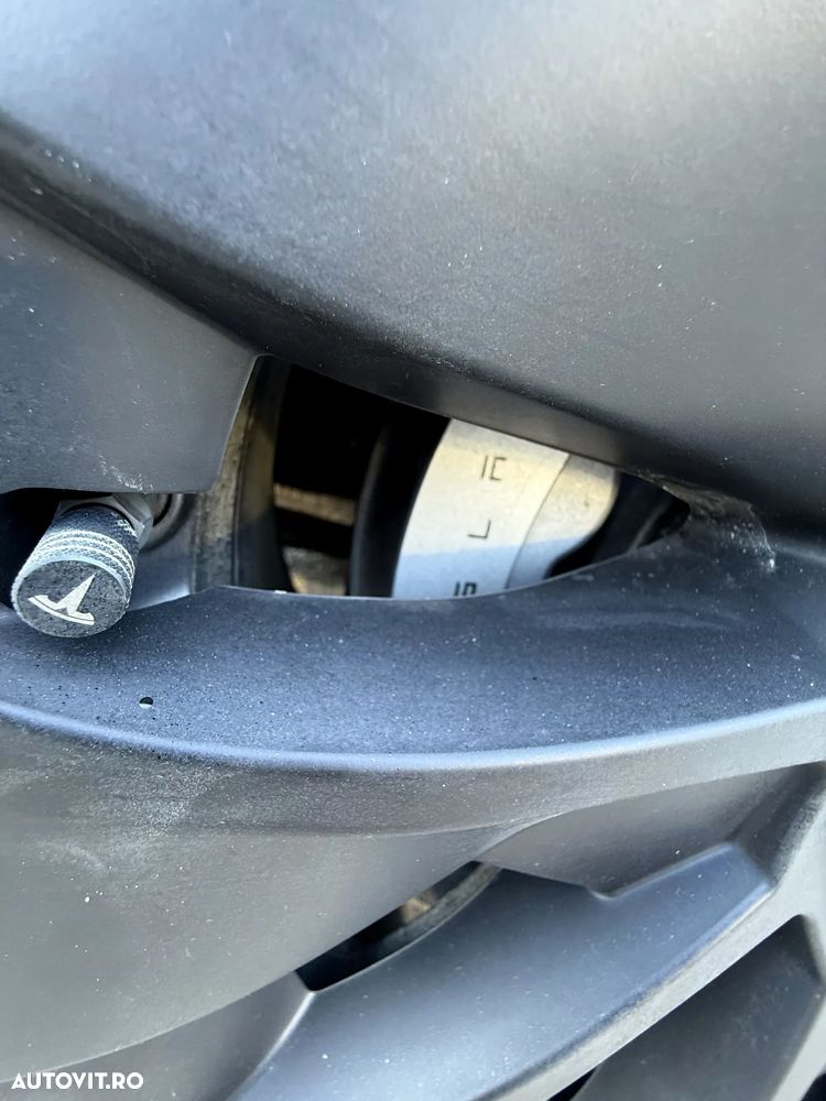 Tesla Model 3 - 15