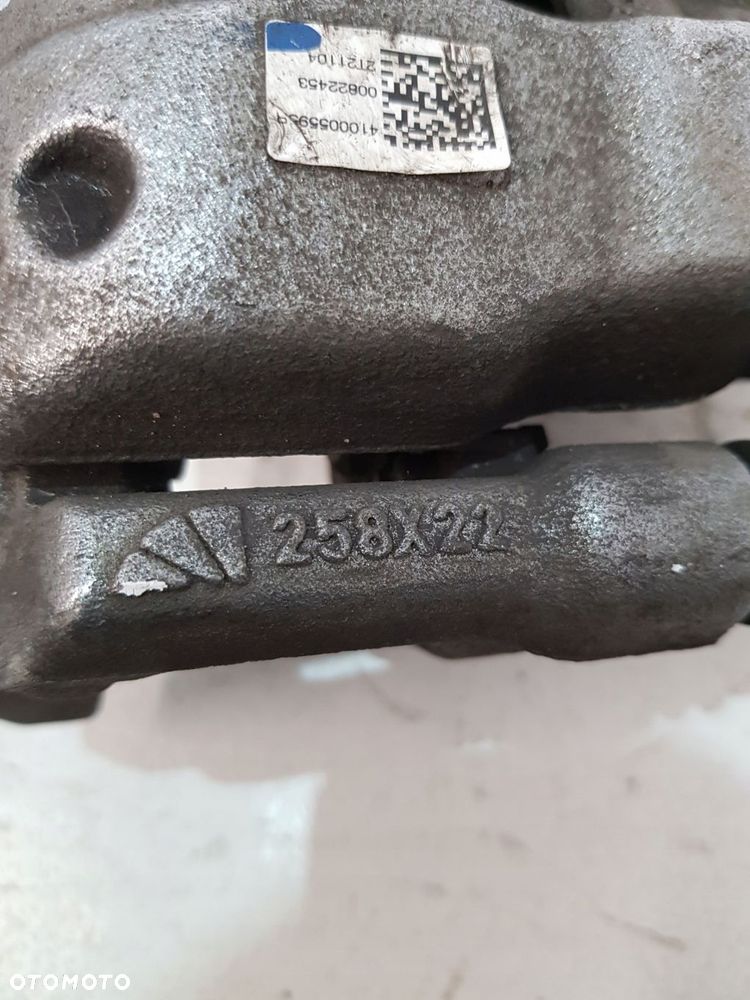 zacisk hamulcowy lewy przód 410005595r renault clio v 1.0 tce - 11