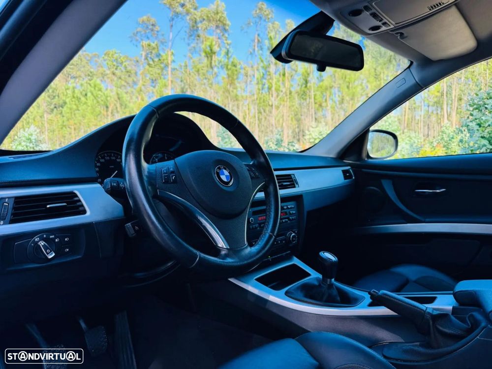 BMW 320 d Coupe - 20
