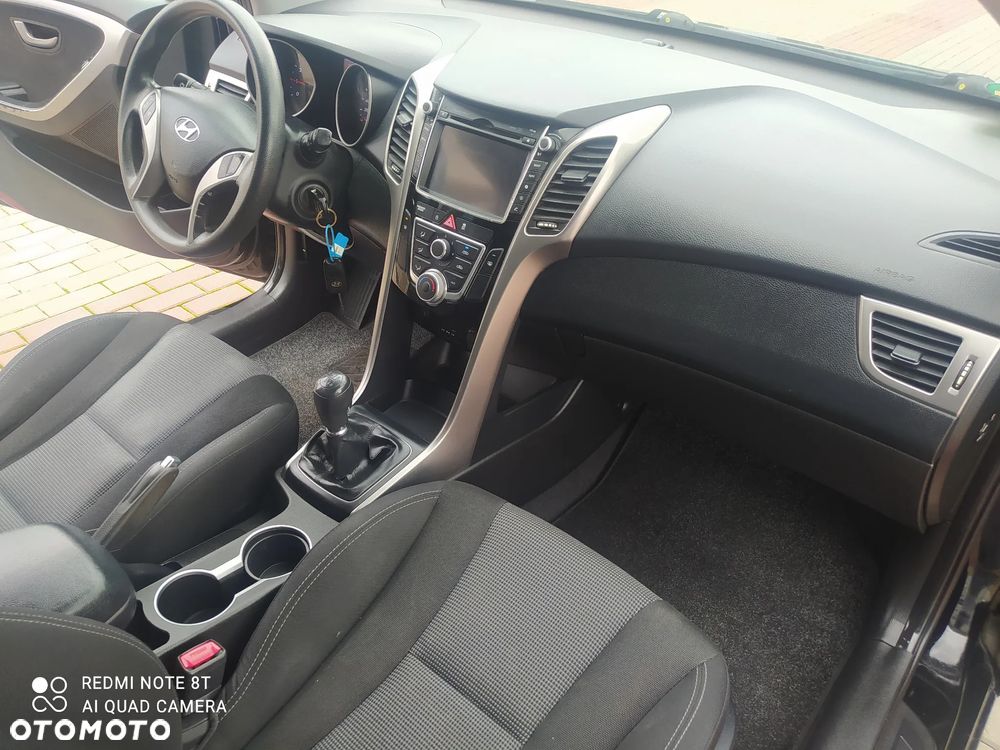 Hyundai i30 1.4 Trend - 9