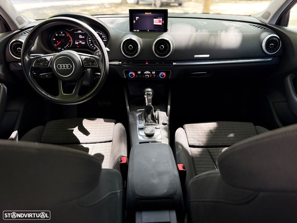 Audi A3 Limousine 30 TDI S tronic sport - 6