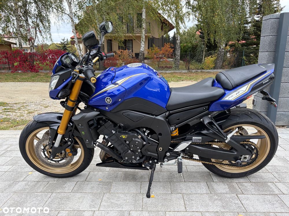 Yamaha FZ8