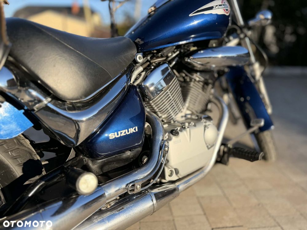 Suzuki Intruder - 23