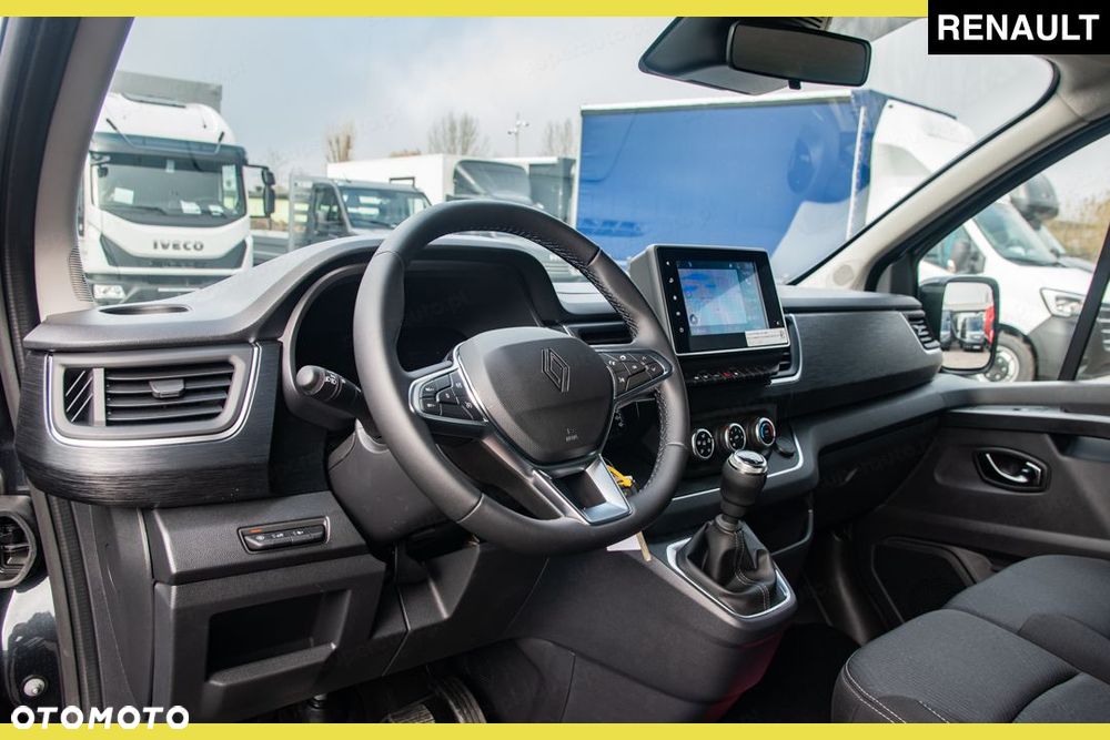 Renault Trafic - 18