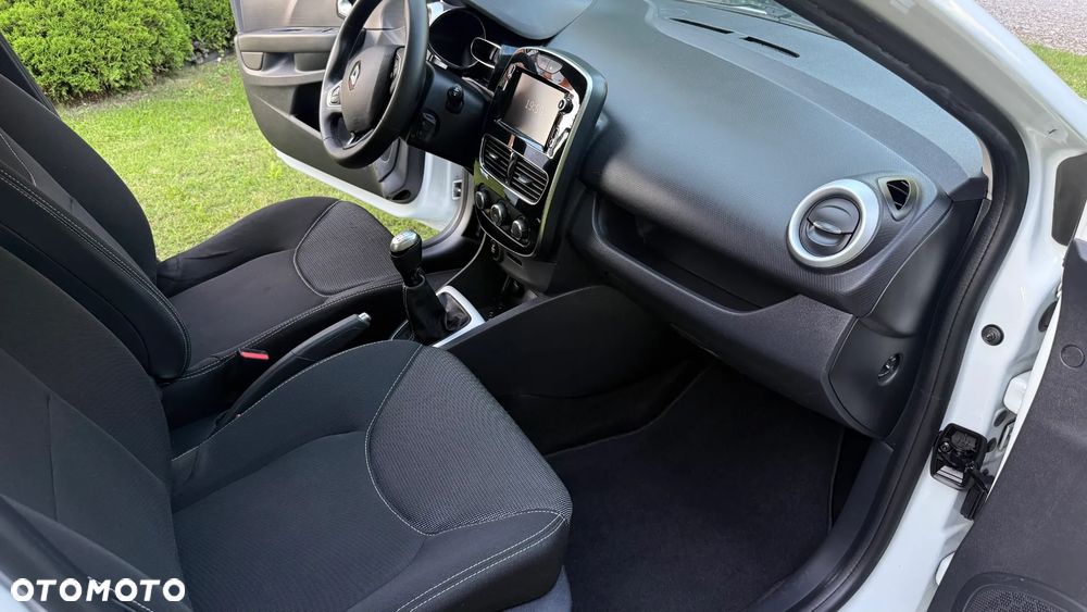Renault Clio TCe 90 EXPERIENCE - 9