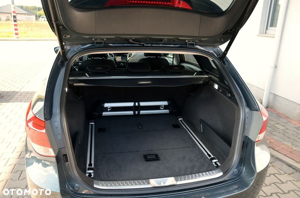 Hyundai i40 - 25