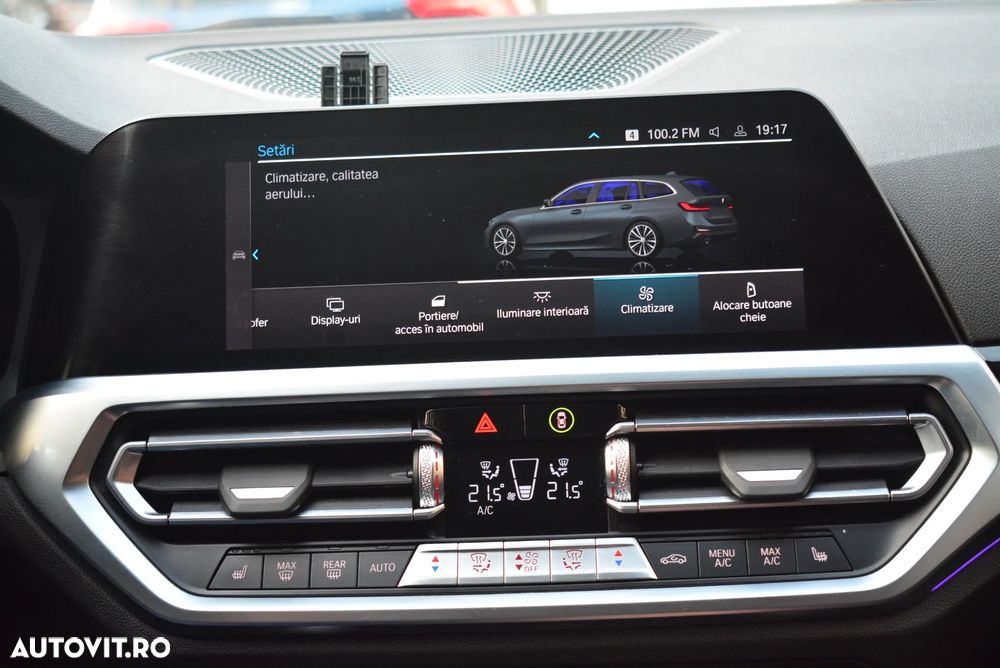 BMW Seria 3 330e Aut. Sport Line - 31