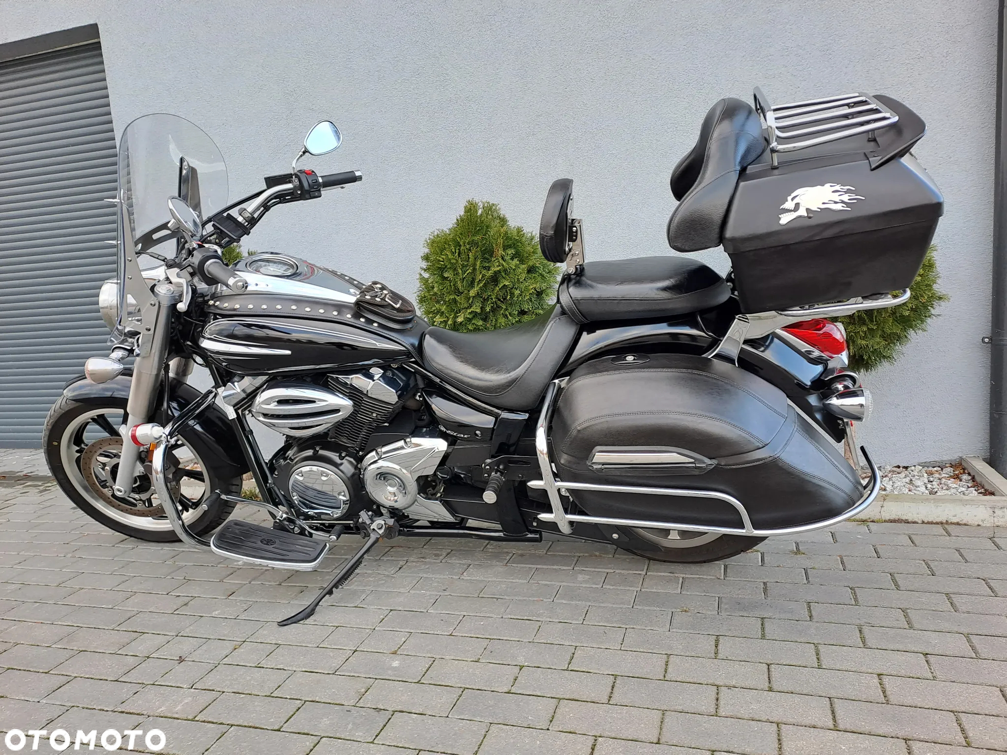 Yamaha XVS - 8