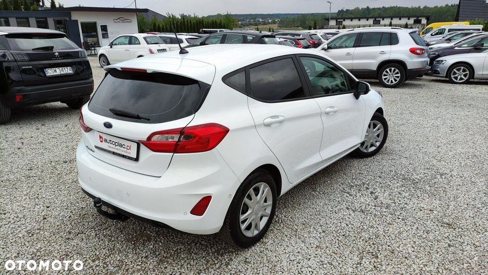 Ford Fiesta - 16