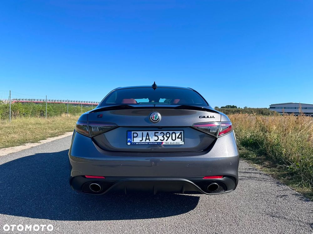 Alfa Romeo Giulia 2.0 Turbo 16V AT8 Veloce - 6
