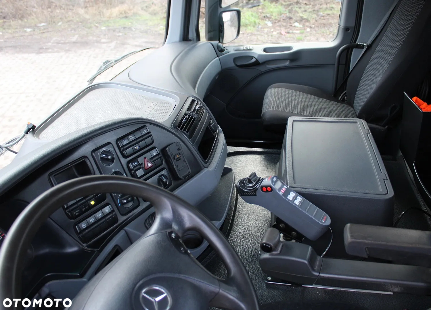 Mercedes-Benz ACTROS 3248 - 10