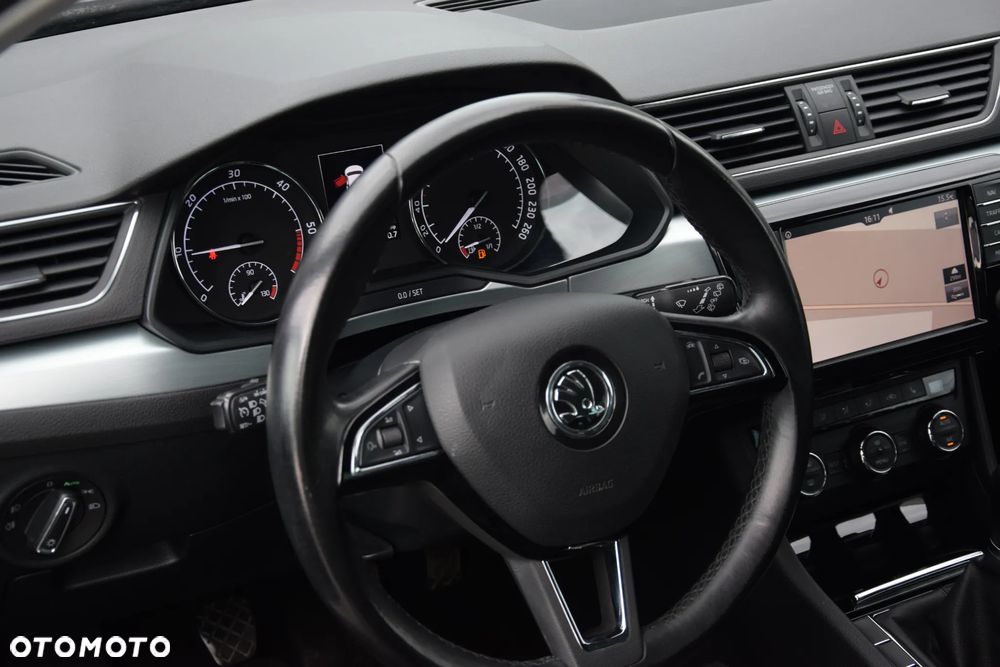 Skoda Superb 2.0 TDI Ambition - 9