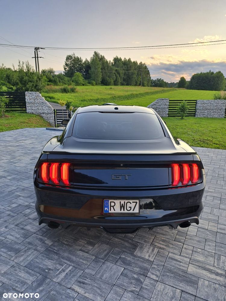 Ford Mustang - 3