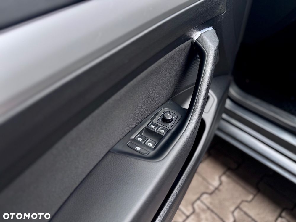 Volkswagen Passat Variant 1.4 TSI ACT (BMT) DSG Comfortline - 25