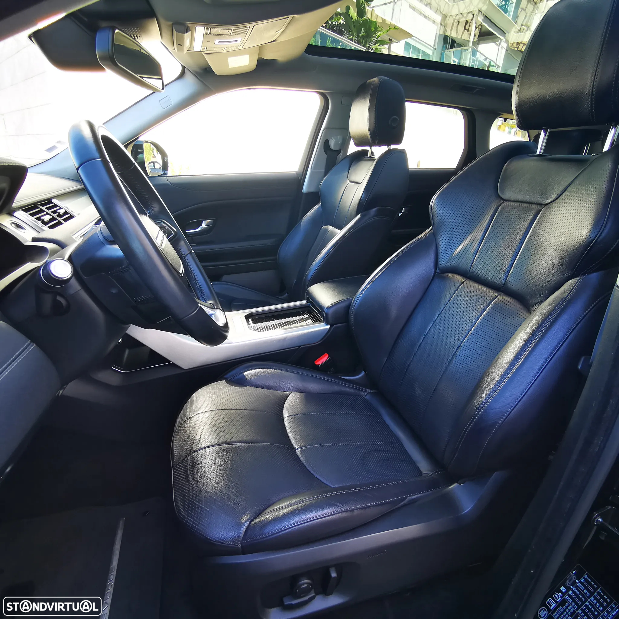 Land Rover Range Rover Evoque 2.0 eD4 SE Dynamic - 41