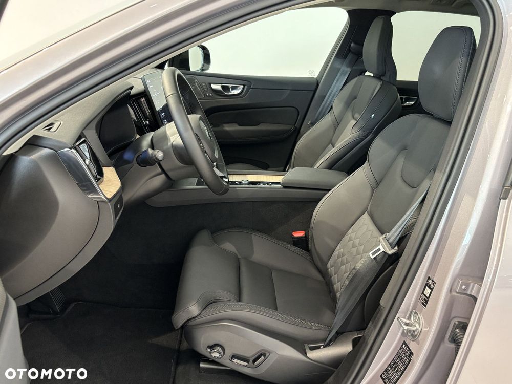 Volvo XC 60 - 25