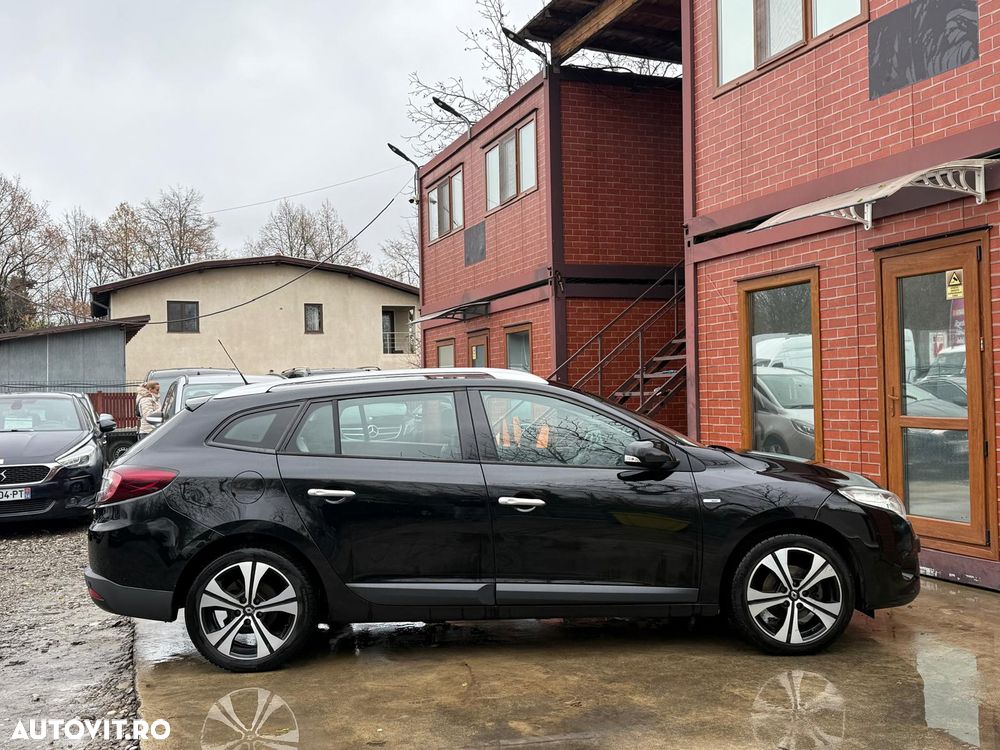Renault Megane Grandtour TCe 130 BOSE Edition - 35