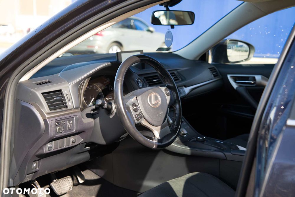 Lexus CT 200h Elegance EU6 - 11