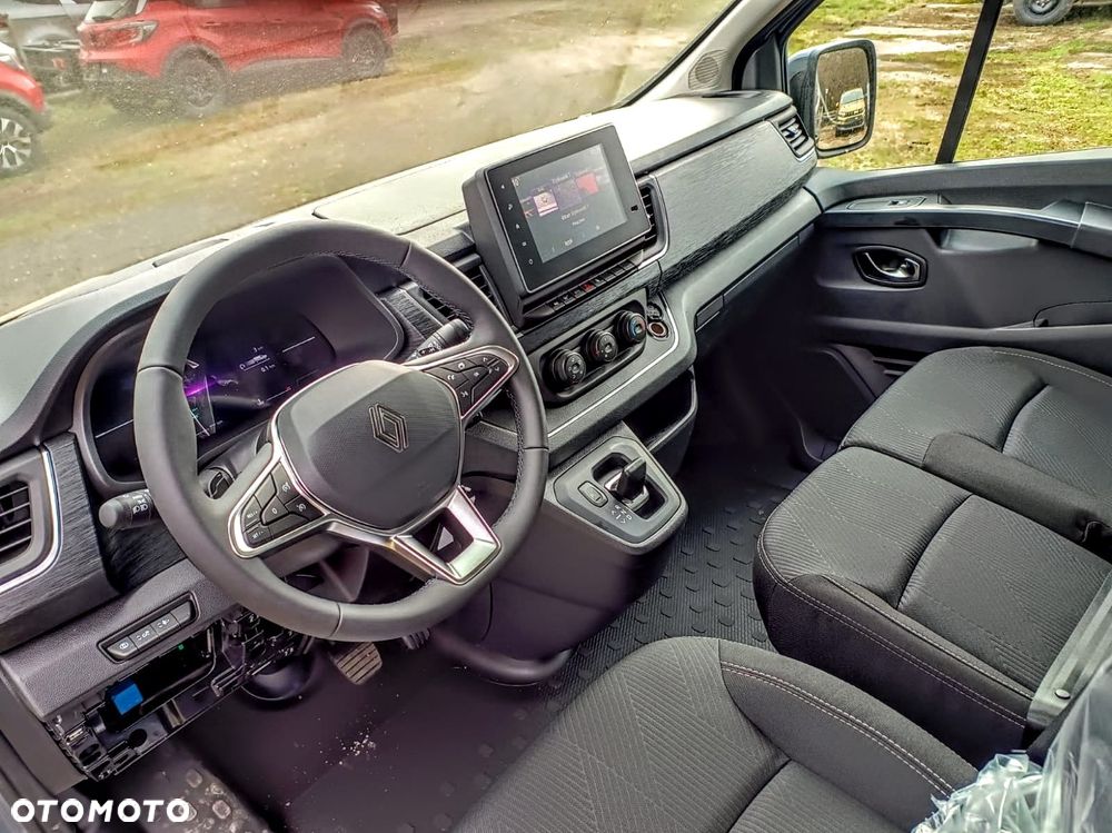 Renault TRAFIC - 11
