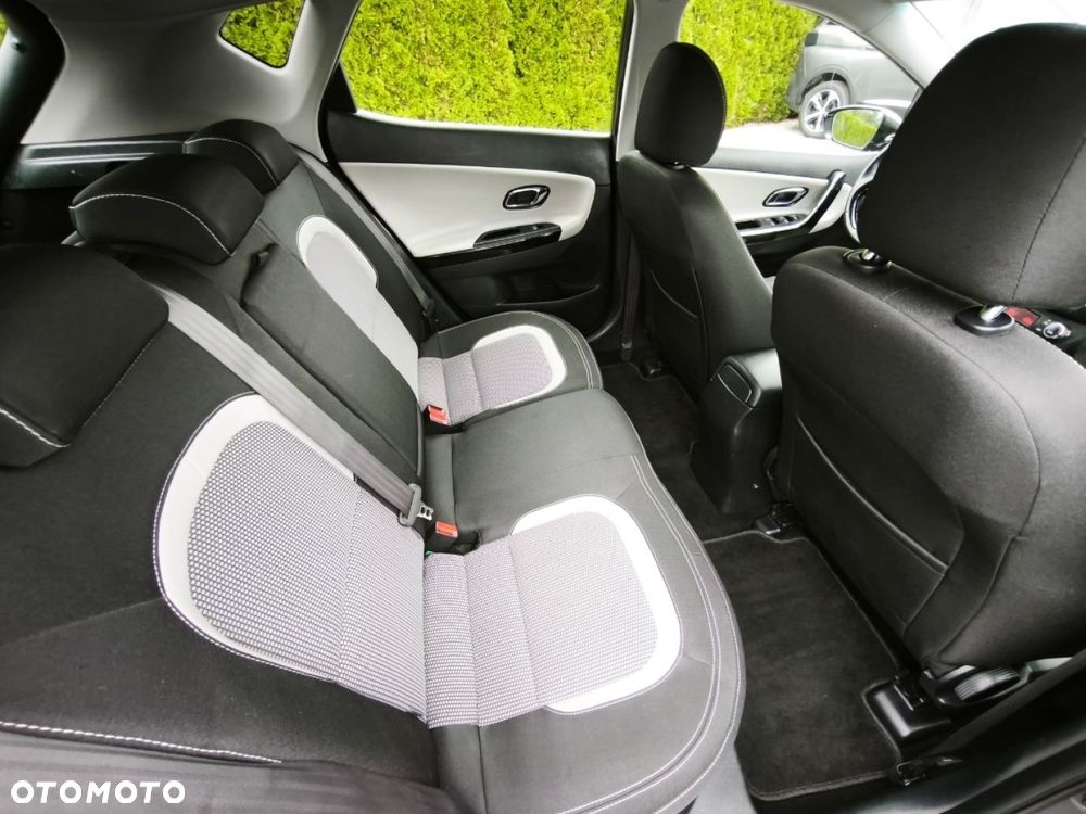 Kia Ceed - 15