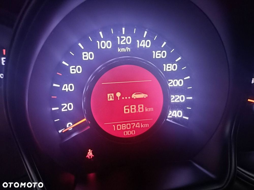 Kia Ceed - 13