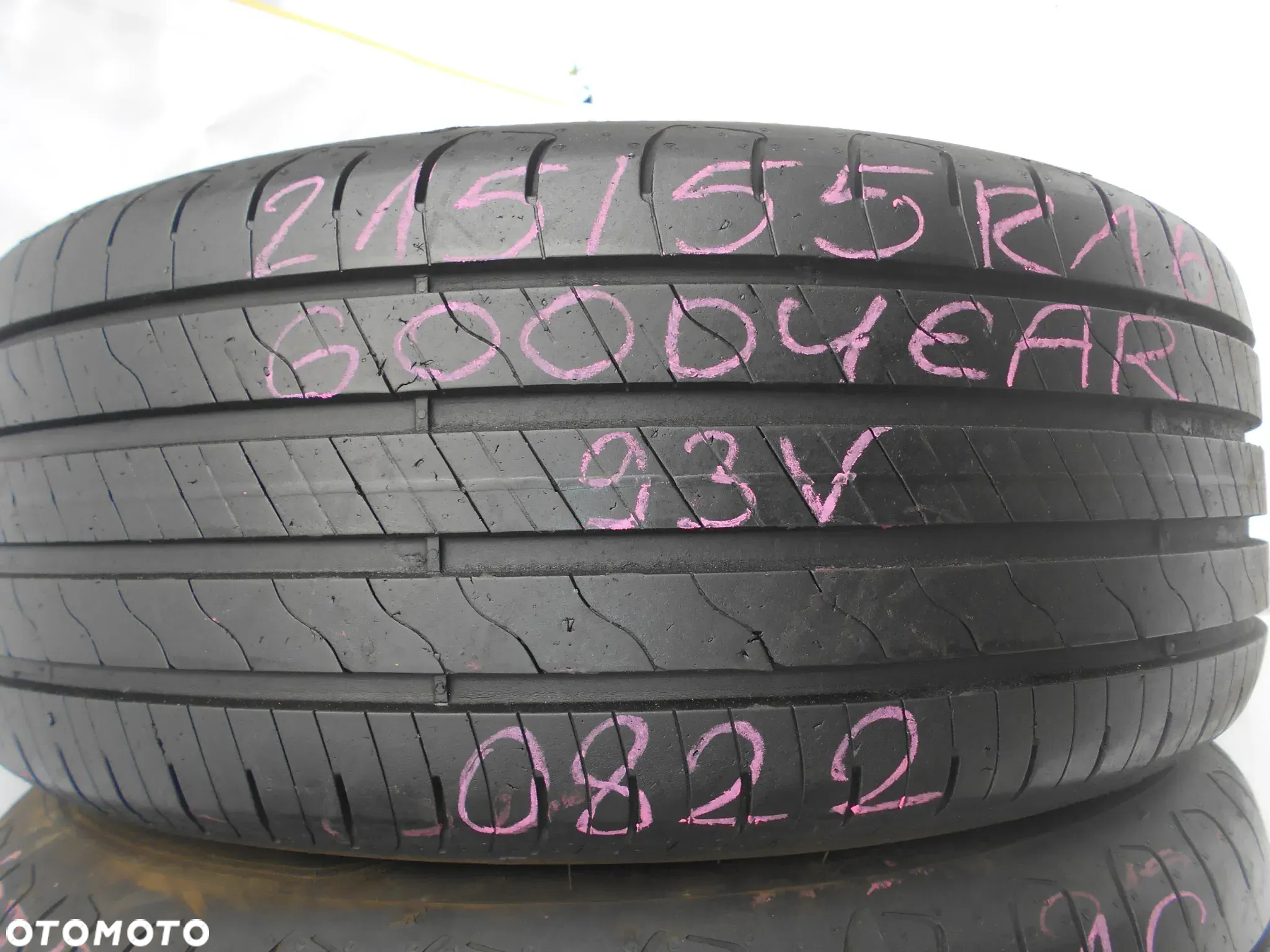 OPONY 215/55R16 GOODYEAR EFFICIENT GRIP PERFORMANCE 2 DOT 0822 8MM - 3