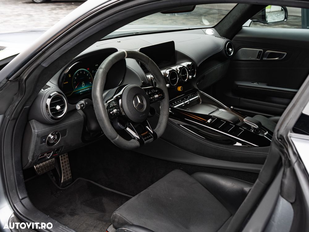 Mercedes-Benz AMG GT - 25