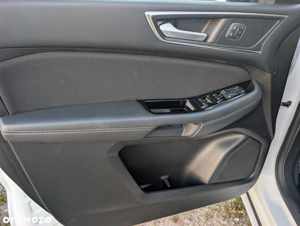 Ford S-Max 2.0 EcoBlue Titanium - 8
