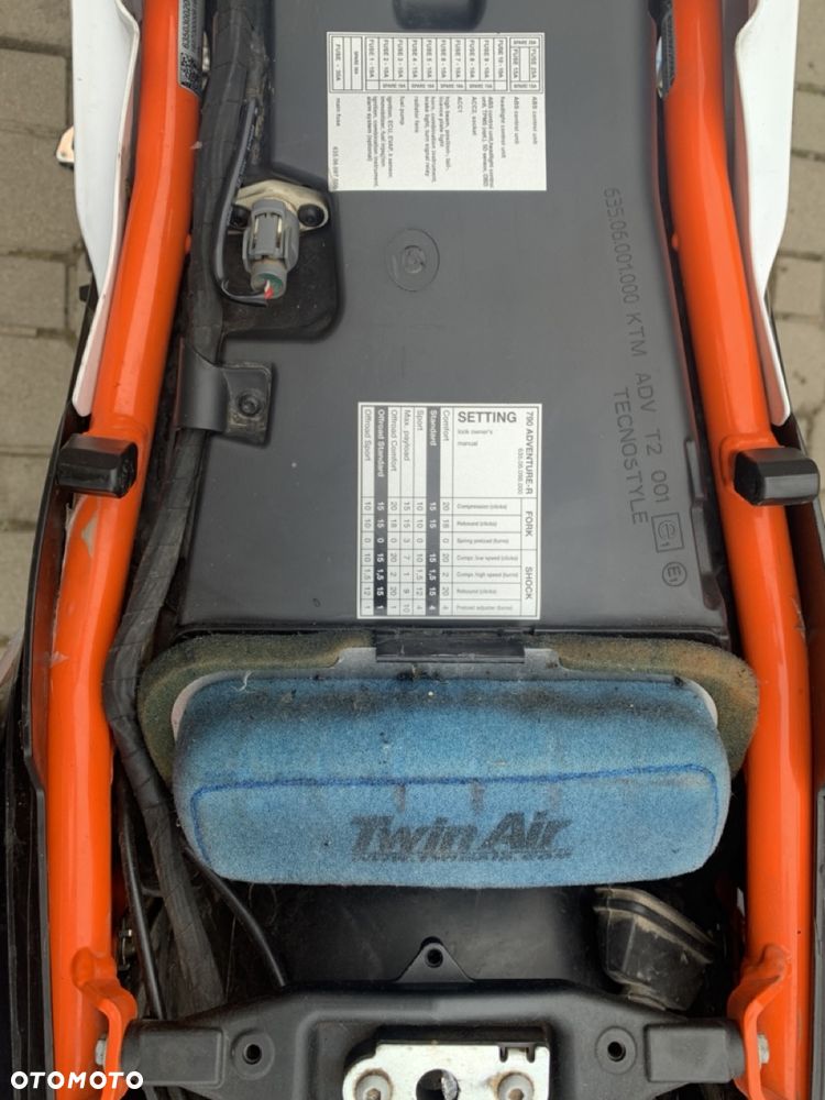 KTM Adventure 790 - 7