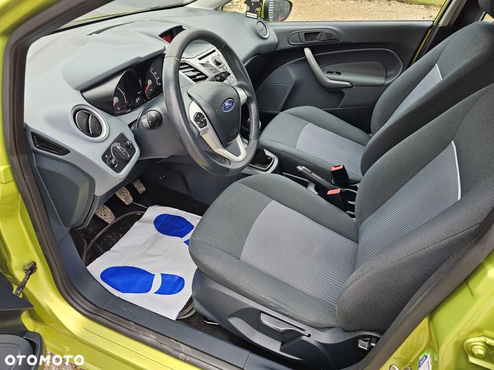 Ford Fiesta - 7