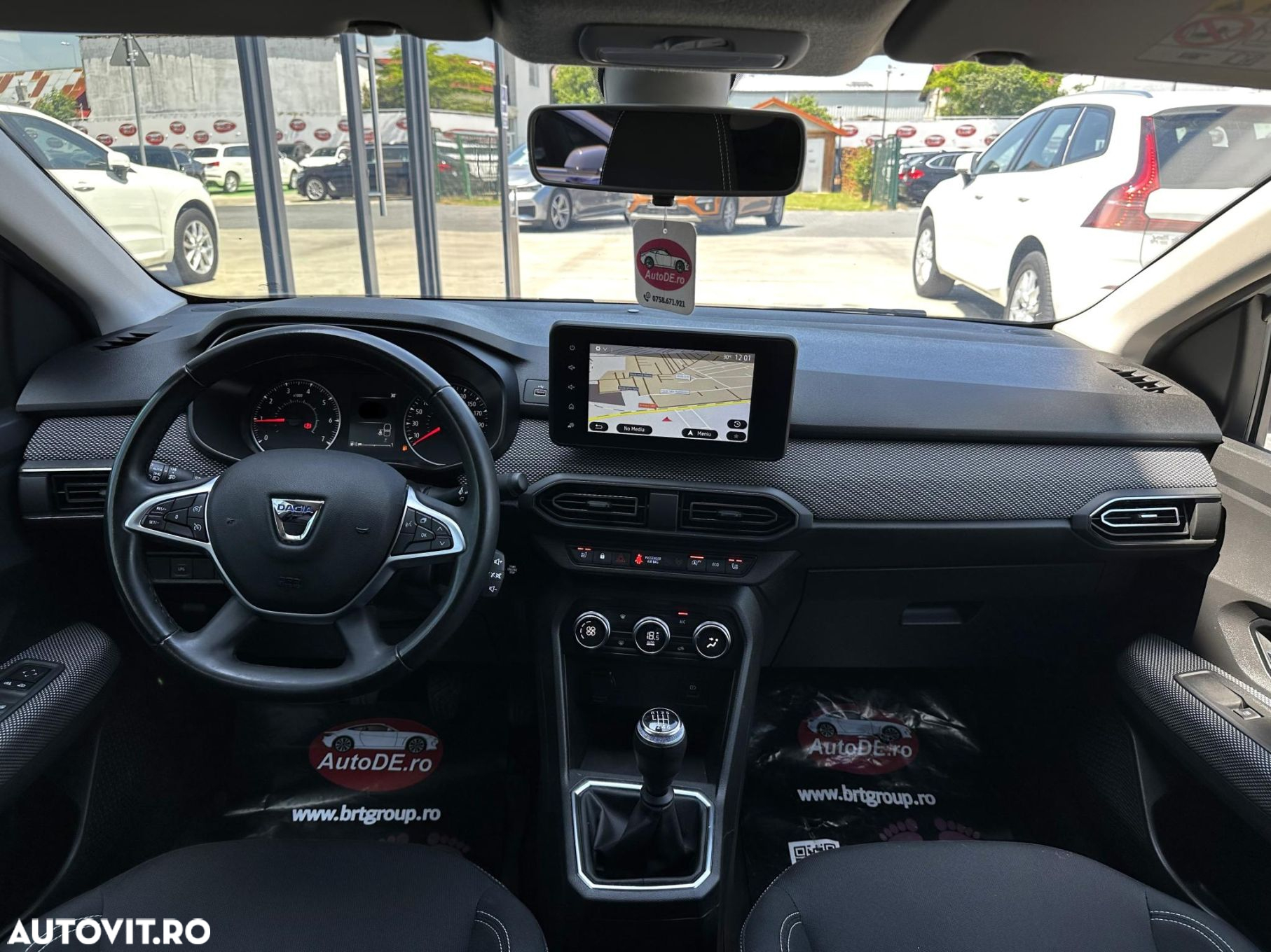 Dacia Logan - 8
