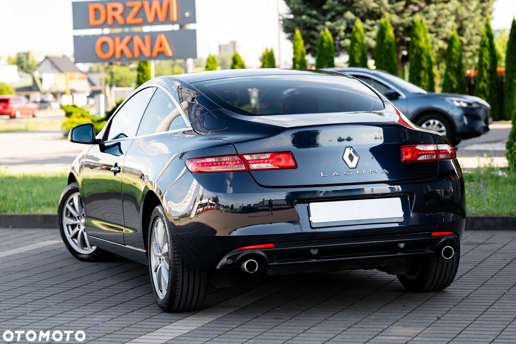 Renault Laguna Coupe TCe 170 - 12