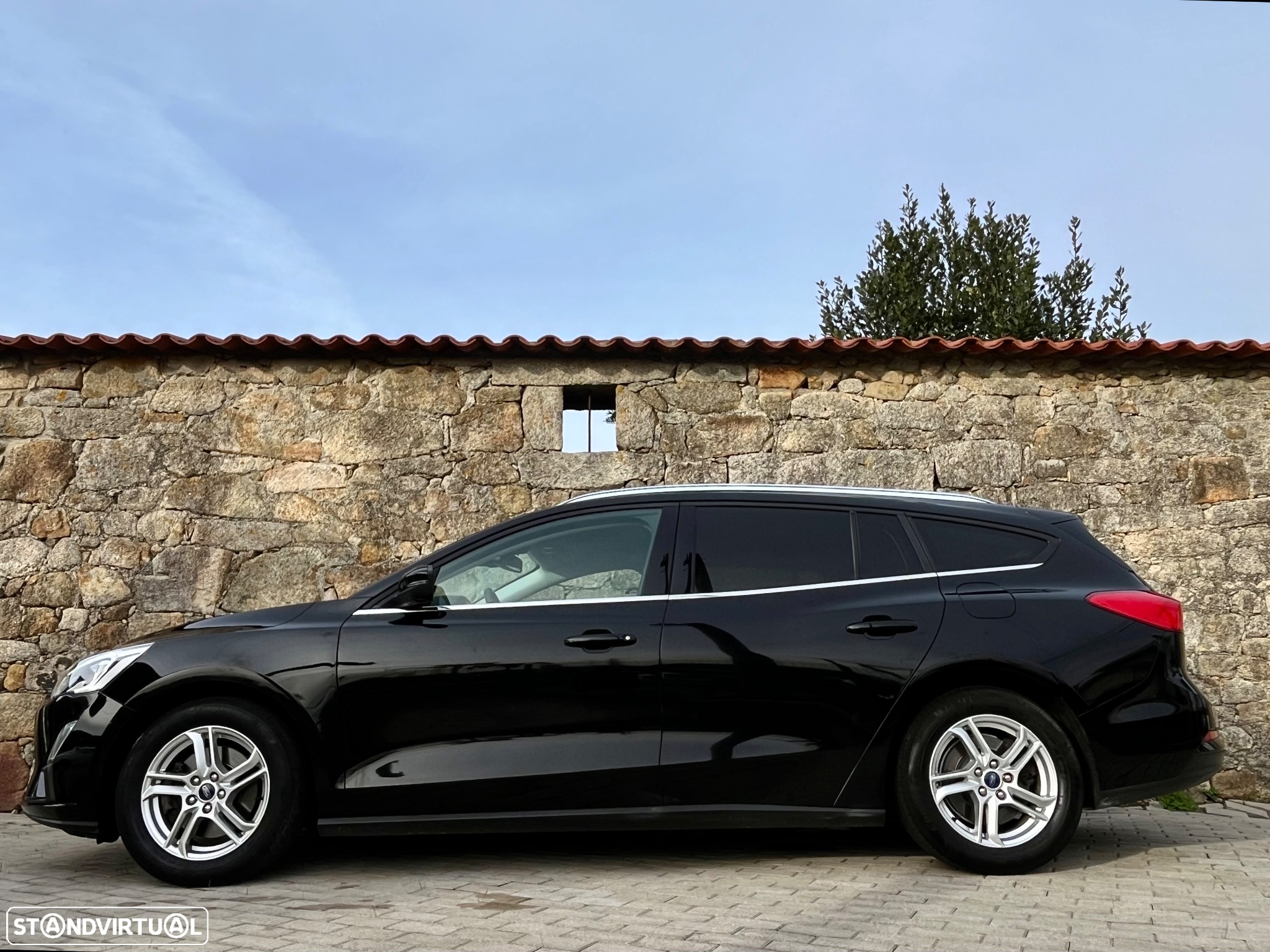 Ford Focus SW 1.5 TDCi EcoBlue Active - 33