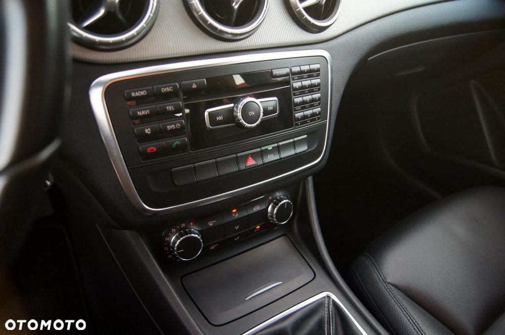 Mercedes-Benz CLA 200 CDI - 14