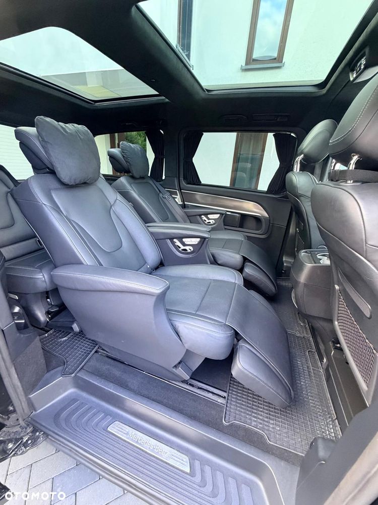 Mercedes-Benz Klasa V 300 d 4-Matic Exclusive 9G-Tronic (d³ugi) - 24
