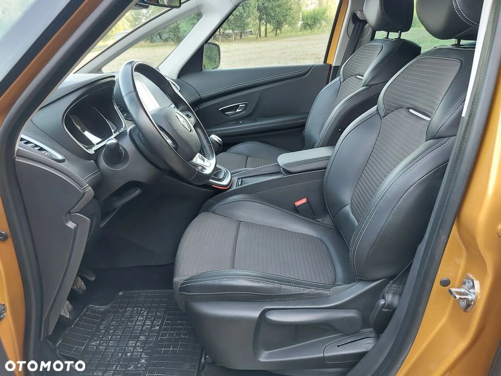 Renault Scenic - 12