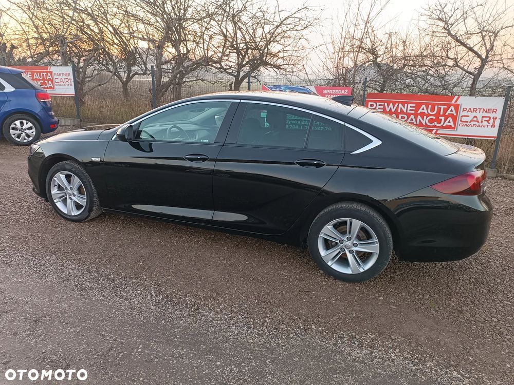 Opel Insignia - 32