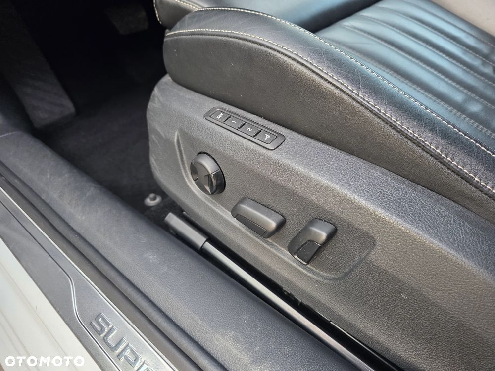 Skoda Superb 1.4 TSI DSG Sportline - 15
