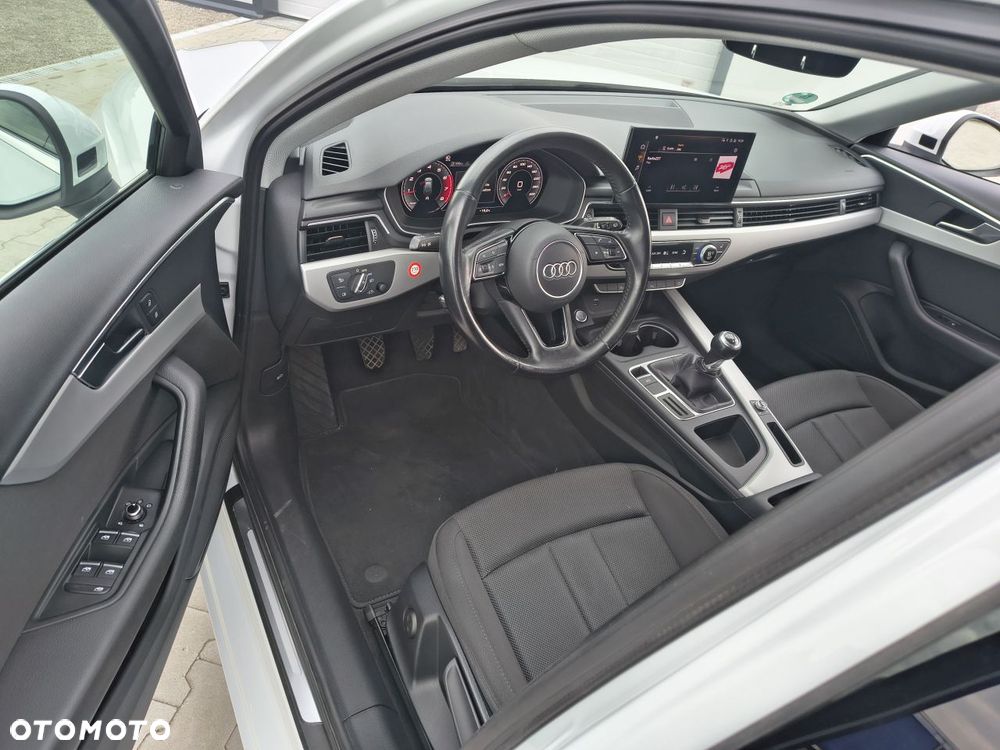 Audi A4 Avant - 16