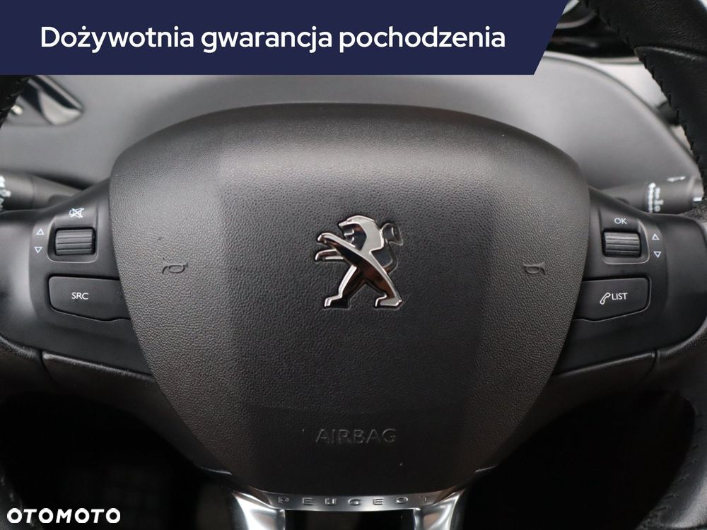 Peugeot 208 - 17
