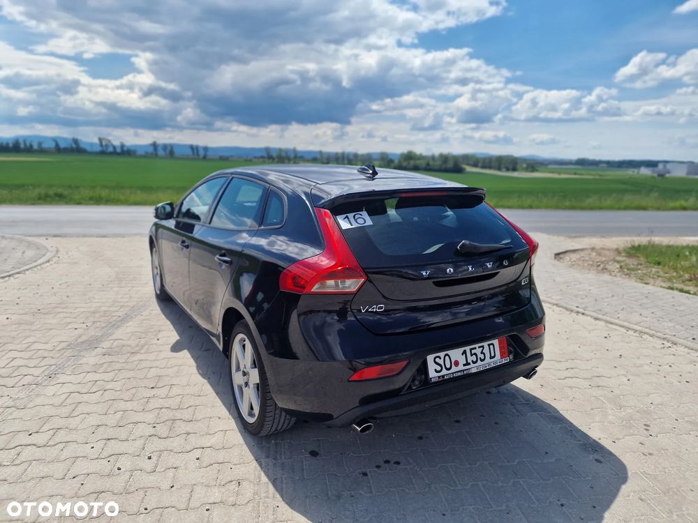 Volvo V40 D3 Geartronic Momentum - 14