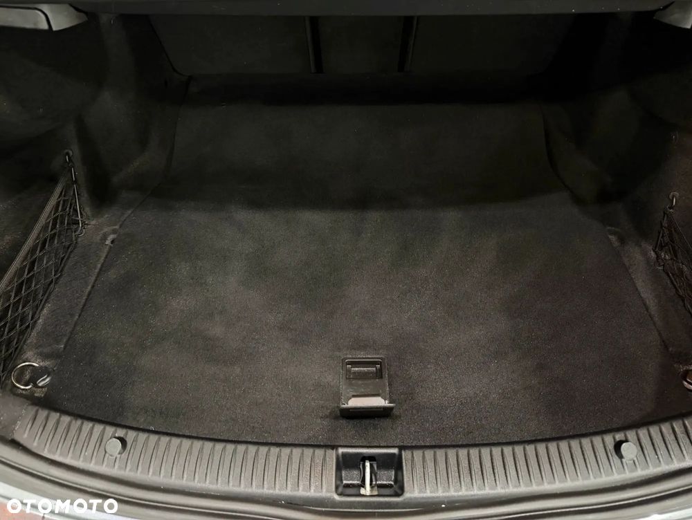 Mercedes-Benz Klasa C 300 7G-TRONIC - 11