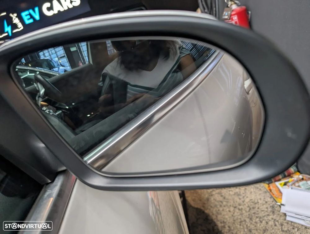 Mercedes-Benz EQA 250+ AMG Line - 18