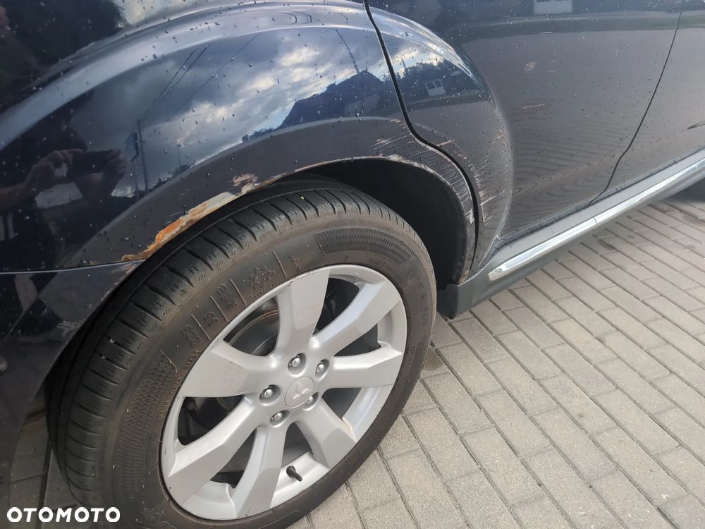 Mitsubishi Outlander - 20