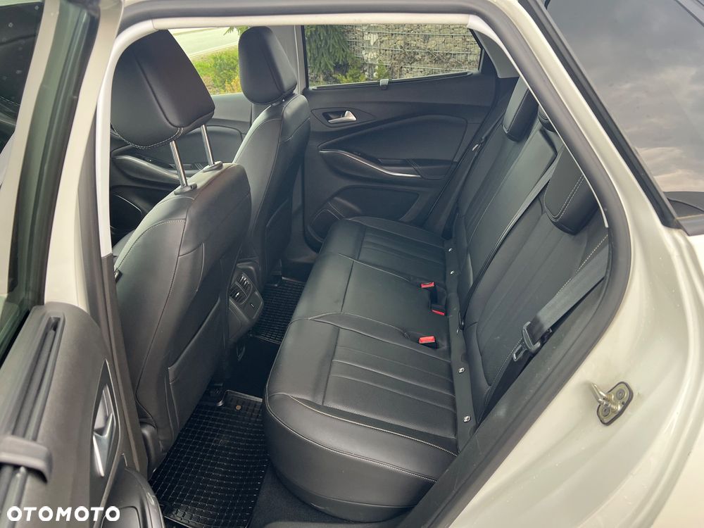 Opel Grandland X Plug-in-Hybrid4 1.6 DI Start/Stop Business Edition - 30